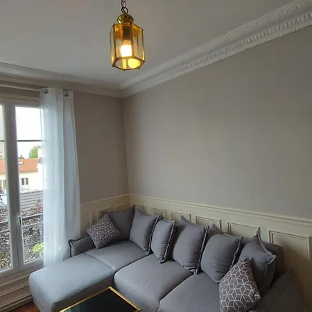 Colombes Apartment