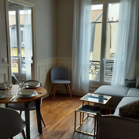 Apartment Colombes