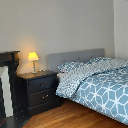 Colombes Apartment